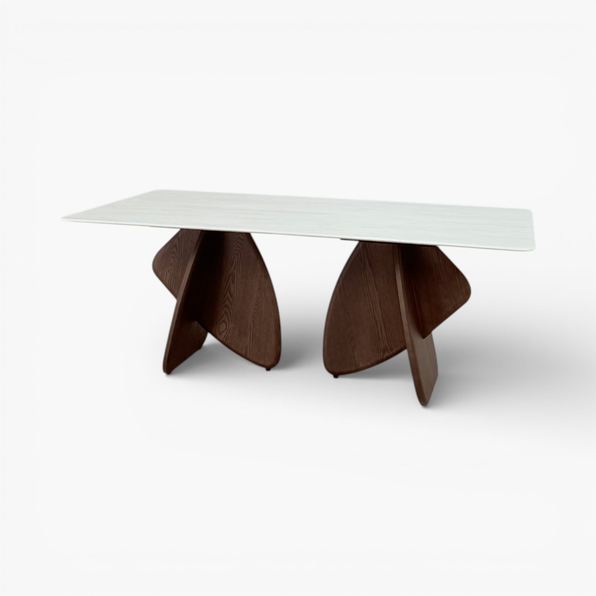 Th Fin Dining Table