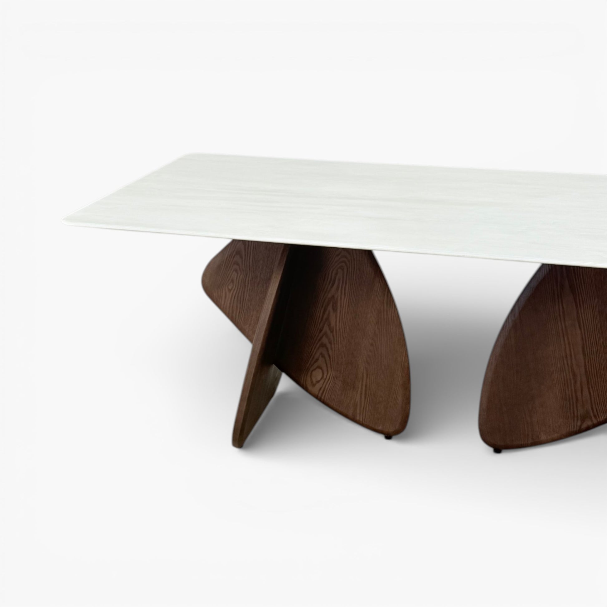 Th Fin Dining Table